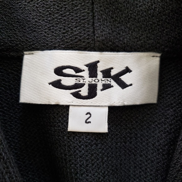 St. John Knit Blazer (SJK) - Picture 5 of 8